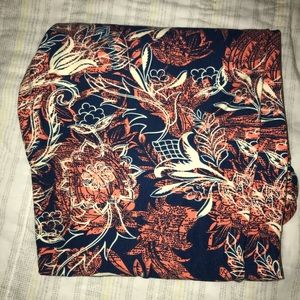 Lularoe Tall & Curvy Leggings